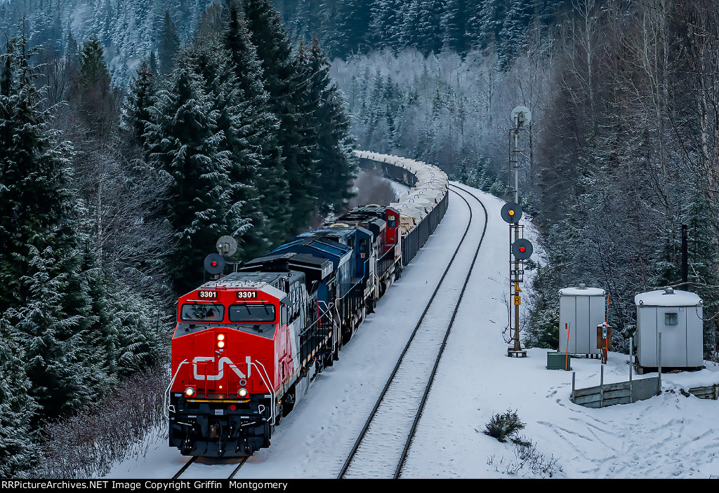 CN 3301E At Wolfenden On The CN Clearwater Sub.